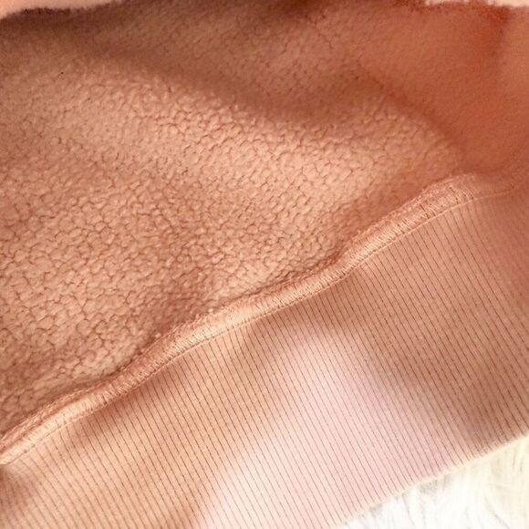 Women Good American Women’s Crossover Sweatshirt in Blush Pink Size 4 - Picture 7 of 7